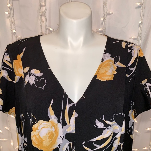 LANE BRYANT ⭐️ Nostalgic Styled Beautiful Feminine Floral Dress - Picture 3 of 9